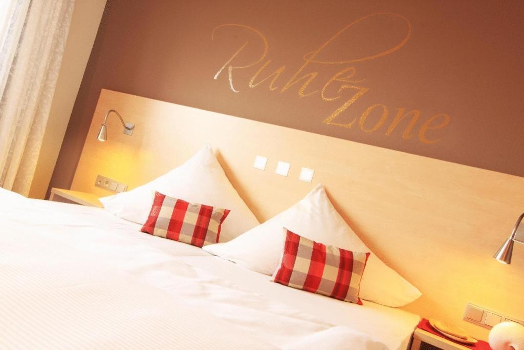 Klozbuecher - Das Landhotel Ellwangen Kültér fotó